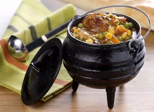 3 Legs Camping Preseasoned Cast Iron South African Pot