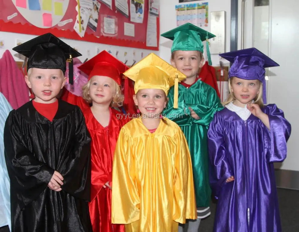 kindergarten school uniform new design graduation gown and cap set 2017