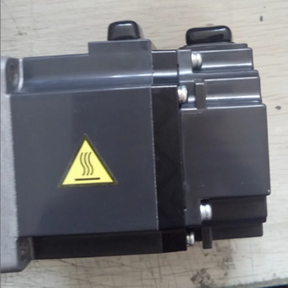 New original  200W electric motors  J4 Series AC Servo Motor HG-KR23