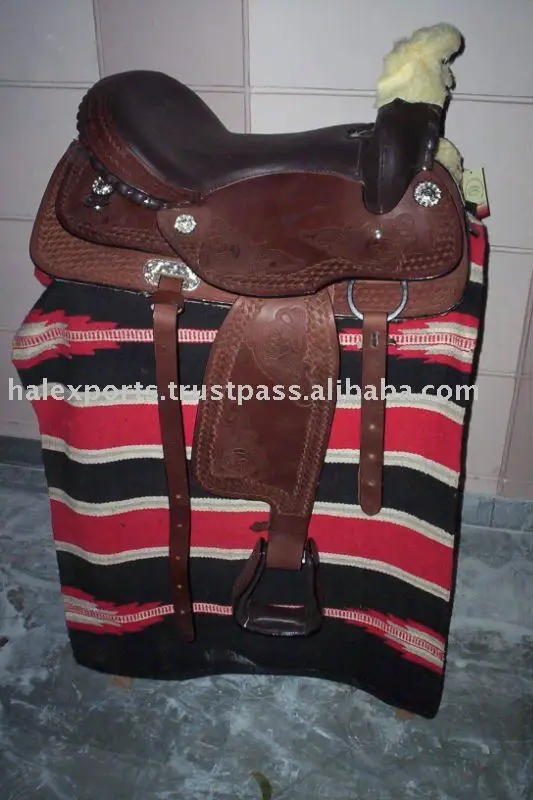 High Quality Horse Western Saddle On Pure 100% Indian Leather With Hand Carving And Fur Cushion Padding