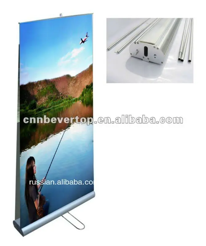 Двойник встал на сторону retractable стойка знамени, свертывает вверх знамя