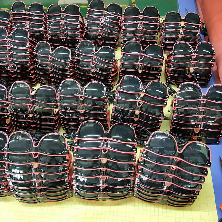 2021 Hot Sale Fashionable Light Up El Sunglasses/ Flashing El Wire Glasses For Christmas Gift