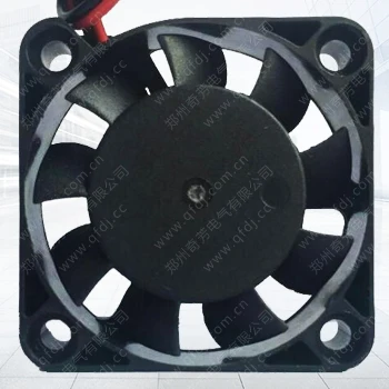 
laptop cooling fan 5v 4cm(L)*4cm(W)*1cm(H) 