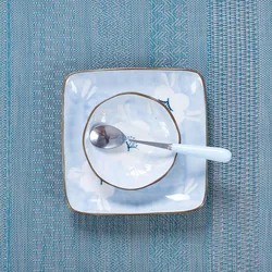 Хорошее качество, недорогая цветная безопасная для мытья в посудомоечной машине, пластиковая виниловая Подставка под горячую еду для ресторана, кофе, коврик для обеденного стола из ПВХ