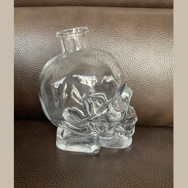 200ml,500ml,700ml,750ml,1000ml skull glass bottle