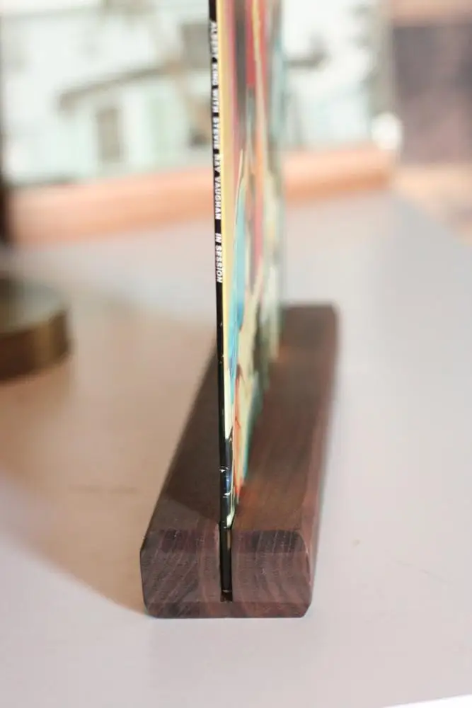 
YG Craft Vinyl record display rack/ LP record holder (Solid wood, color stain options) 