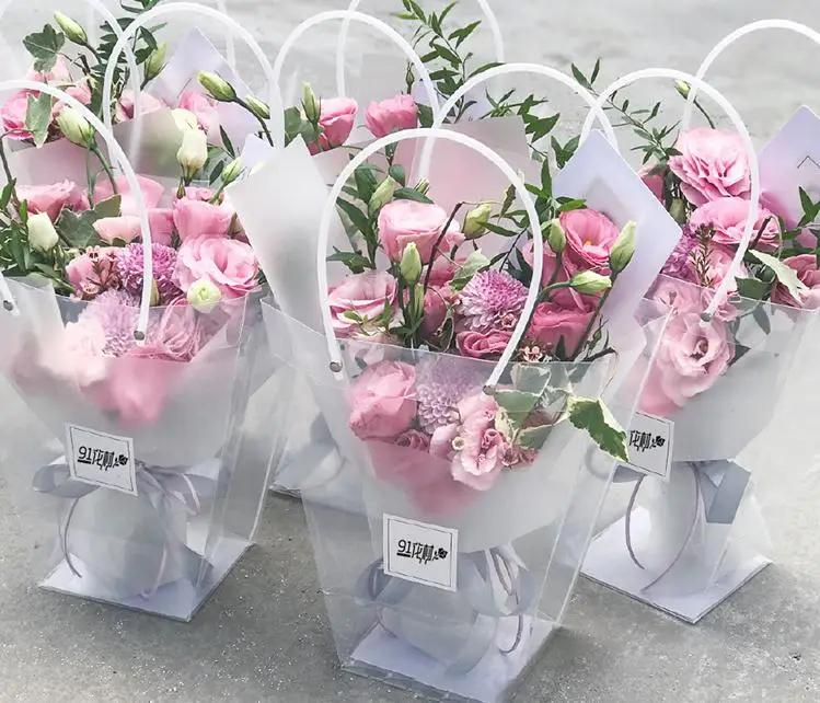 Custom luxury rose waterproof clear plastic transparent pp wedding gift bag flower vase with pvc handle for flower box packaging