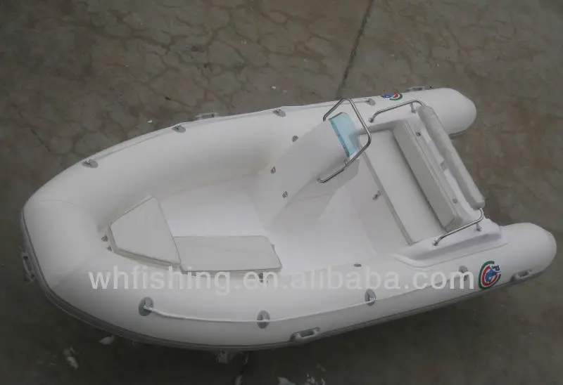 luxury yachts with helm console