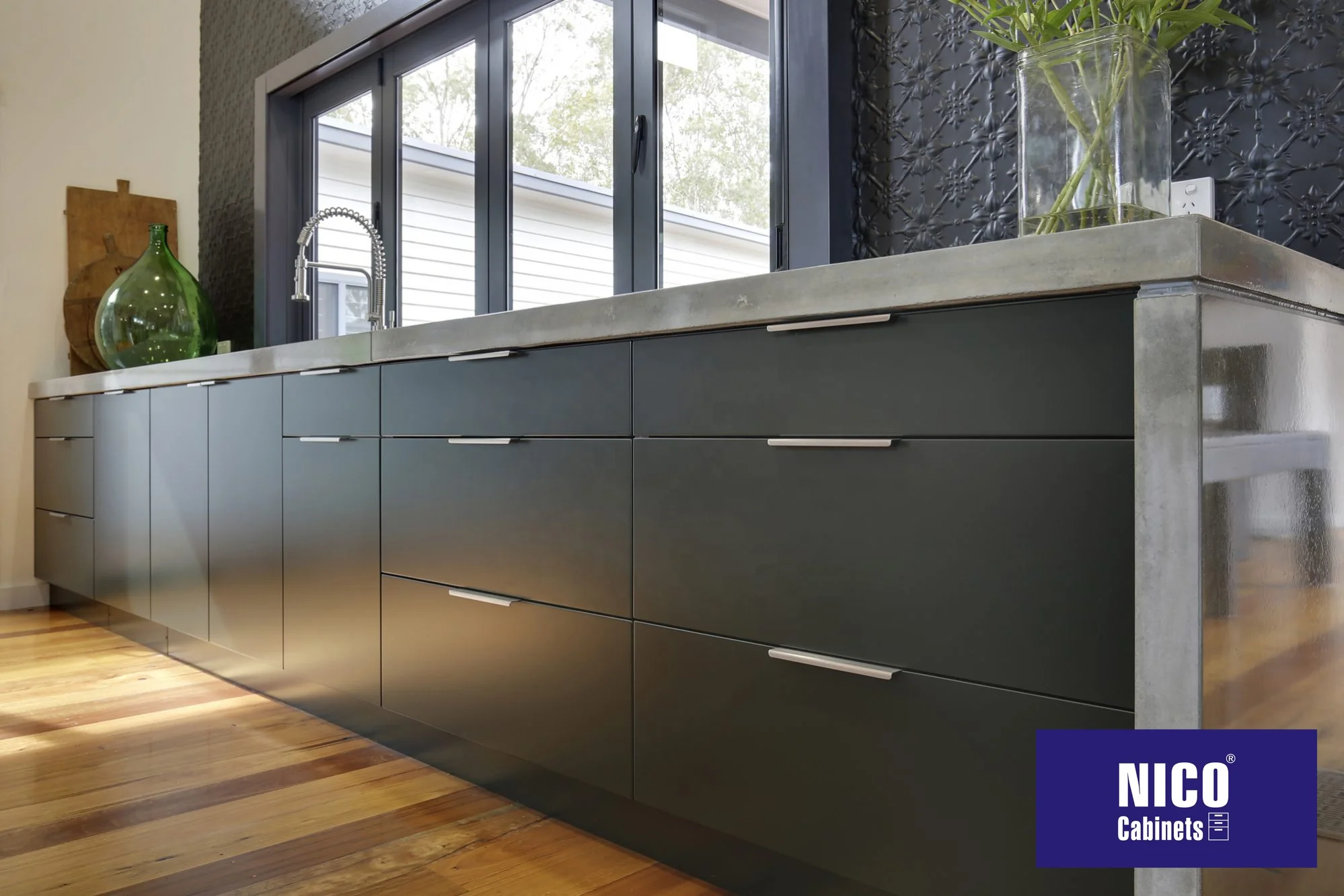 NICOCABINET Custom Great Craftsmanship and Quality Products Hot Sell Smart Integrated Acrylic Kitchen Cabinets