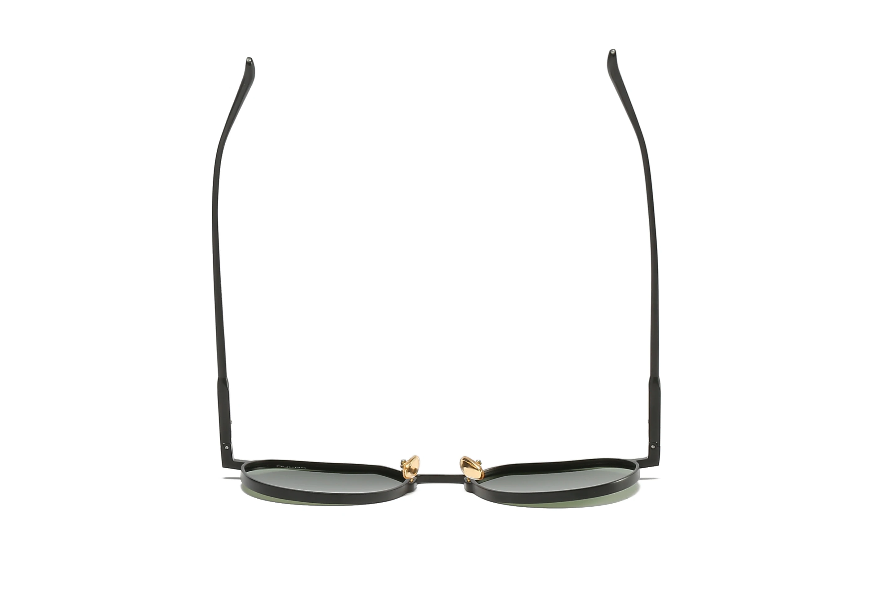 Модные солнцезащитные очки летние женские поляризованные