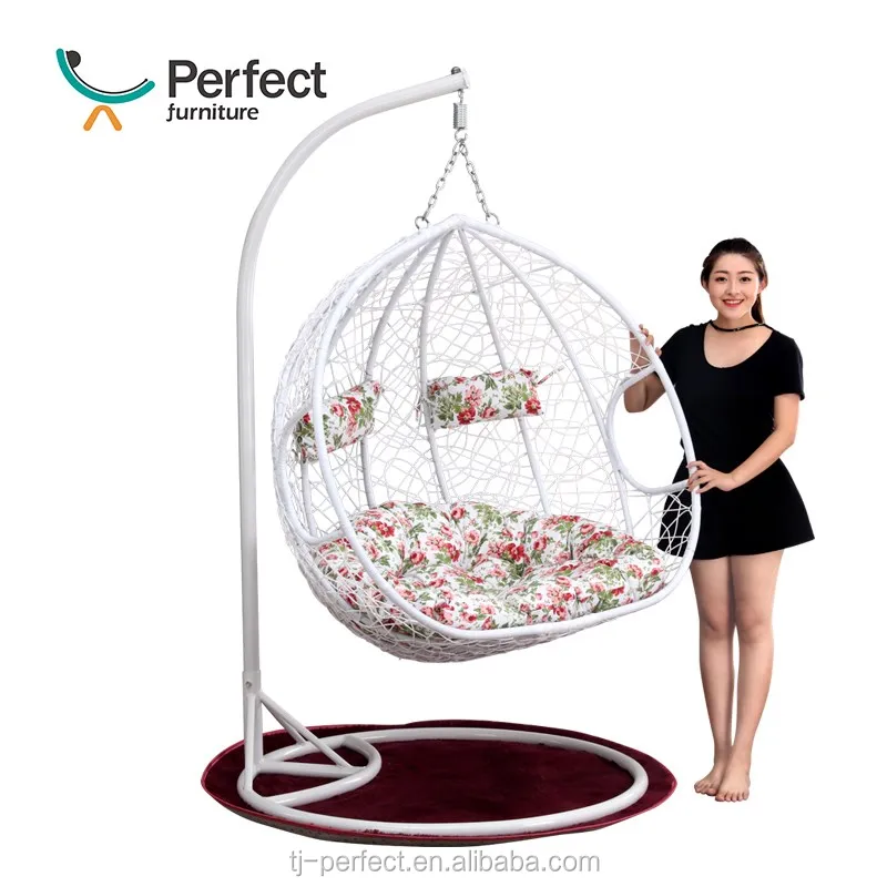 free sample Iron steel tube PE rattan wicker patio hanging egg swing chair with cushion