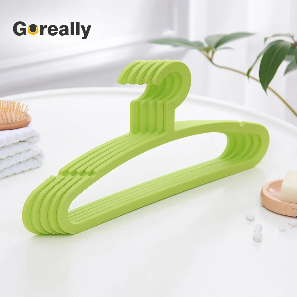 Wholesale recycled non slip mini shirt cloth tubular plastic hanger for clothes