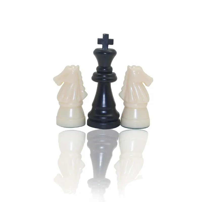 Tournament Standard Club Chess Set , chess Board with handbag