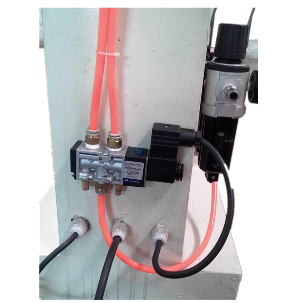 
CD small pneumatic orbital riveting machine for hardware 