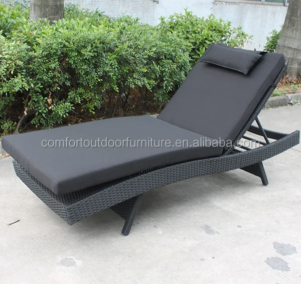 Modern Design Beach/Swimming Pool Side Folding Rattan Sunbed