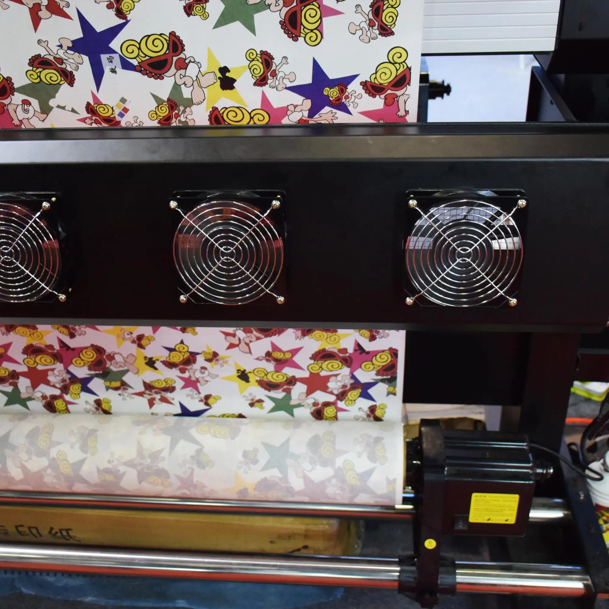 New four printer head sublimation digital printing machine for fabric