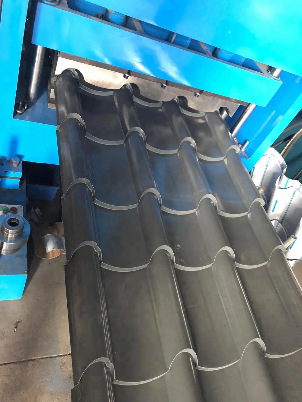 Good quality roof tile making machine galzed tile forming machine