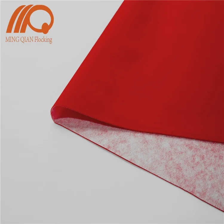 
 Красный цвет стекались обивочные ткани для ювелирных изделий внутри  