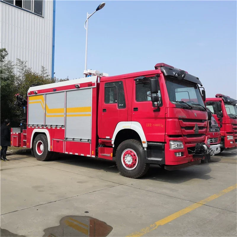 Brand New Sinotruk Howo 4x2 Foam Dry Powder Fire Fighting Truck Hot Sales