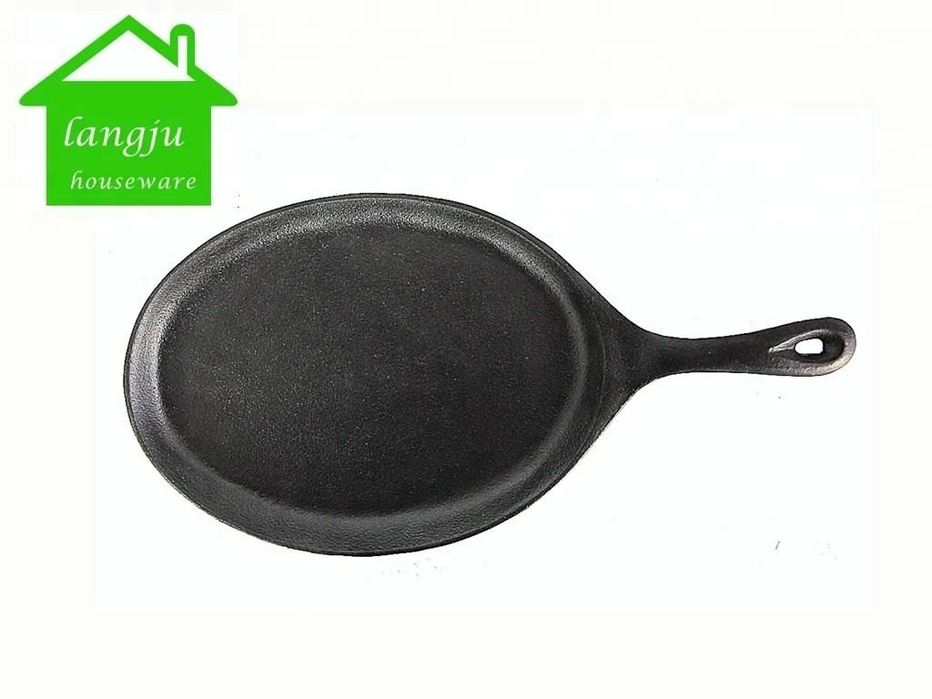 Cast iron oval sizzler pan/fajita pan with wooden base tary