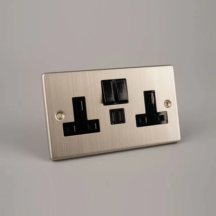 Настенная розетка WK 13A с 2 USB-портами для зарядного устройства