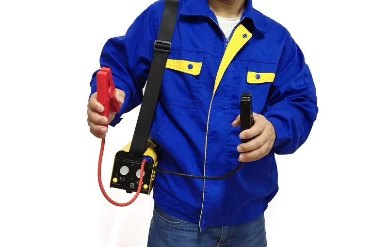 
New 12V/24V car jump starter portable generator with 36000mAh power station for outside emergency use 