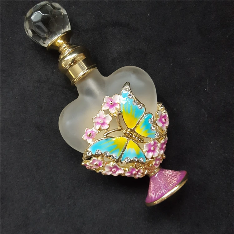 Pink Butterfly- Flower Big Heart Shaped Fog White Alloy Perfume Bottle 10ml Collectible Gift Decorative for Living Room