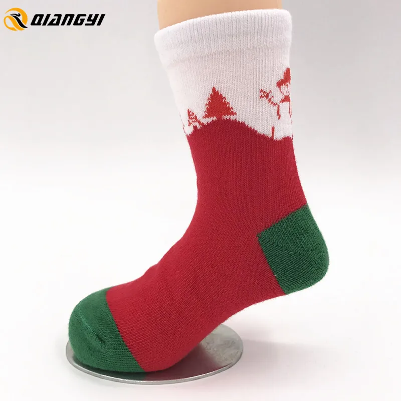 Wholesale Knitted 3D Cool Cotton Kids Christmas Stockings Socks
