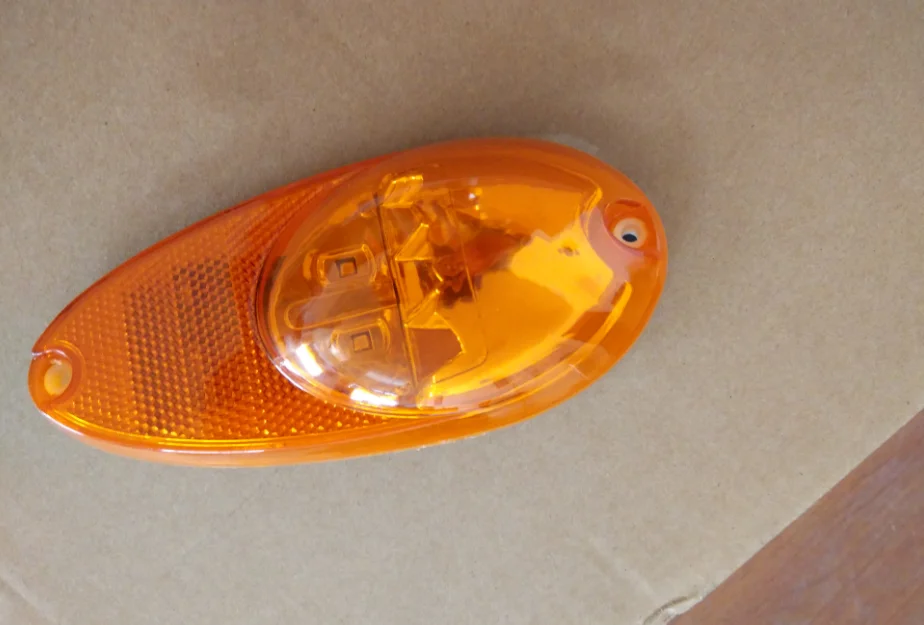 
2020 Hot Sell Auto Parts LED SIDE LAMP 148*68 Led side marker lamp 24V for bus/coach/truck 