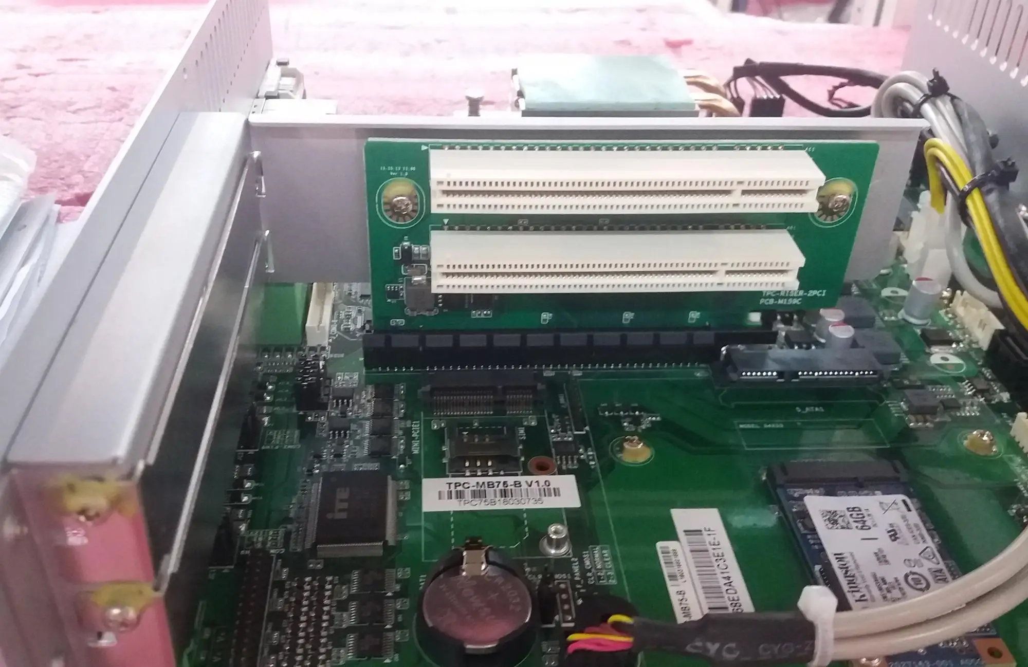 
19 Industrial Panel PC with PCIe and PCI Expansion Slots 