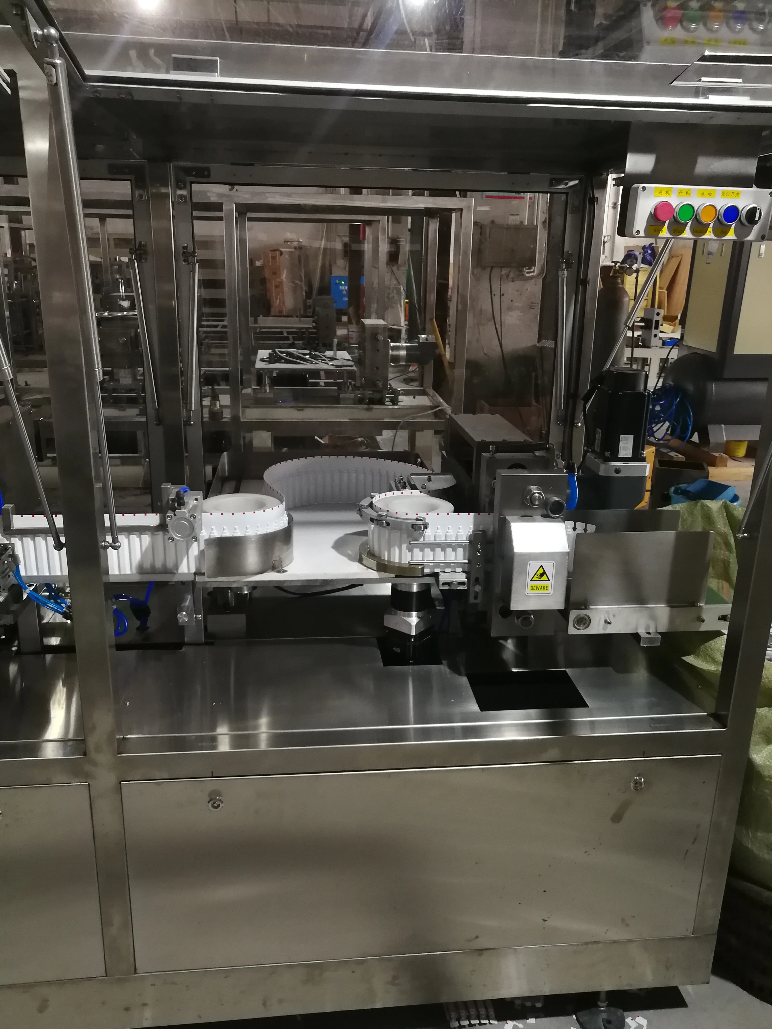 Oral automatic plastic ampoule liquid filling and sealing machine