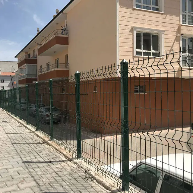 
2018 ISO Certificate Galvanized And PVC Coated Backyard Metal V Pressed Welded Wire Mesh Fence 