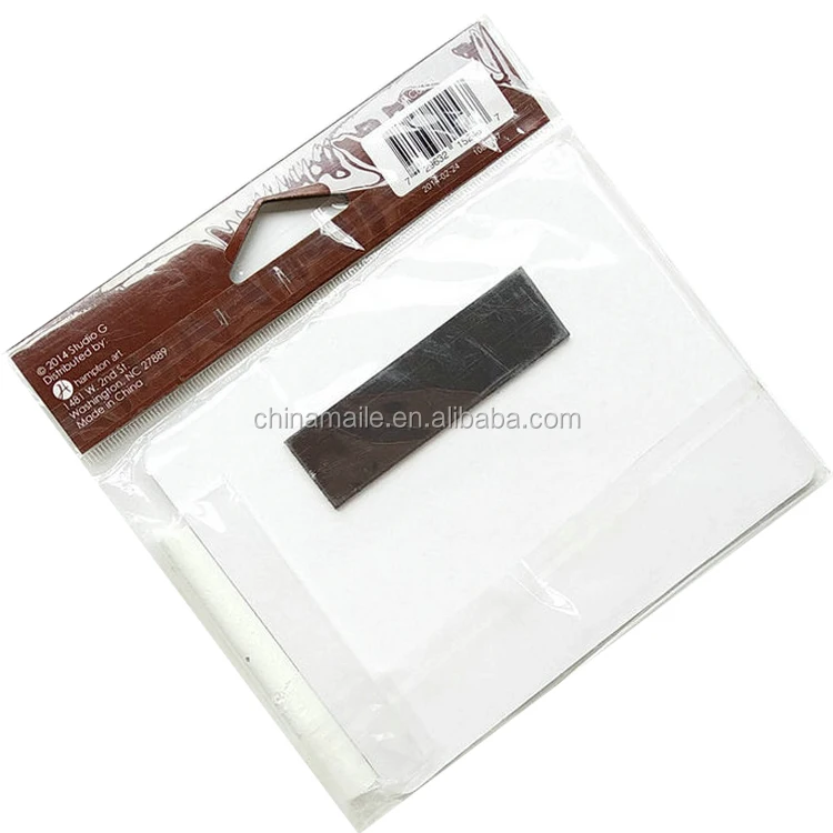 Magnetic blackboard eraser with chalk