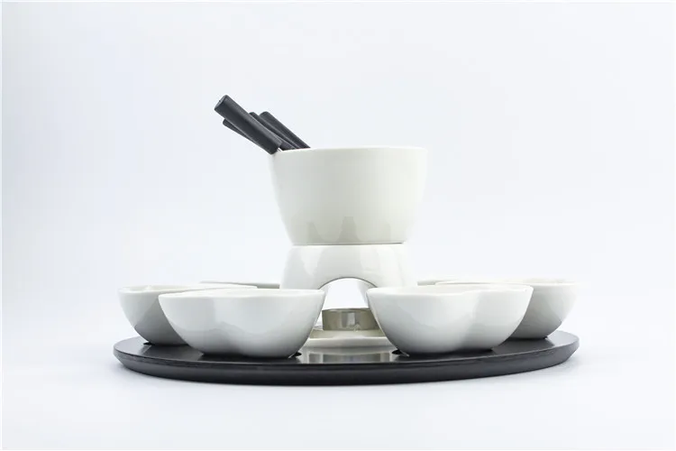 Kitchware heart shape white color ceramic melting fondue chocolate cheese pot for dinnerware