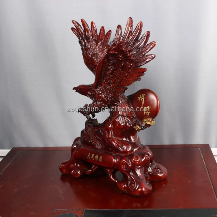 Resin eagle sculpture crafts flying eagle figurine for home decor