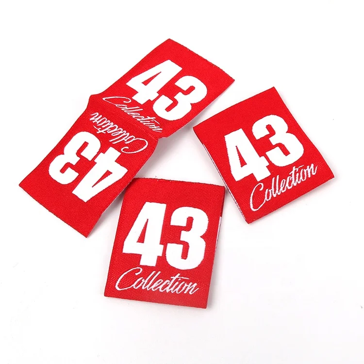 Low MOQ High Density Custom Handmade Center Fold Clothing Main Tags Small Number Clothes Woven Labels for T-shirts