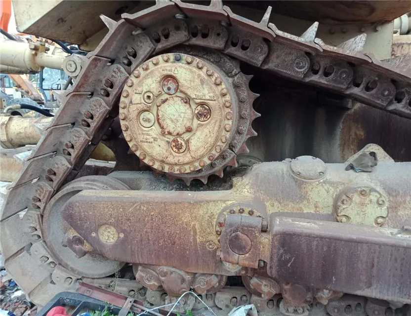 Used caterpillar bulldozer d8 ,  secondhand cat carwler bulldozer track D8N D8K D8R D8L  with winch and ripper for sale