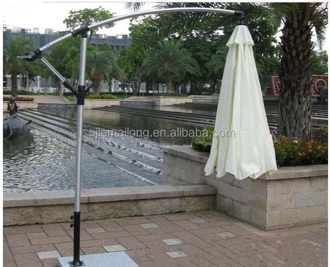 Polyester Material and Umbrellas,Banana umbrella Type Cantilever Patio Umbrellas