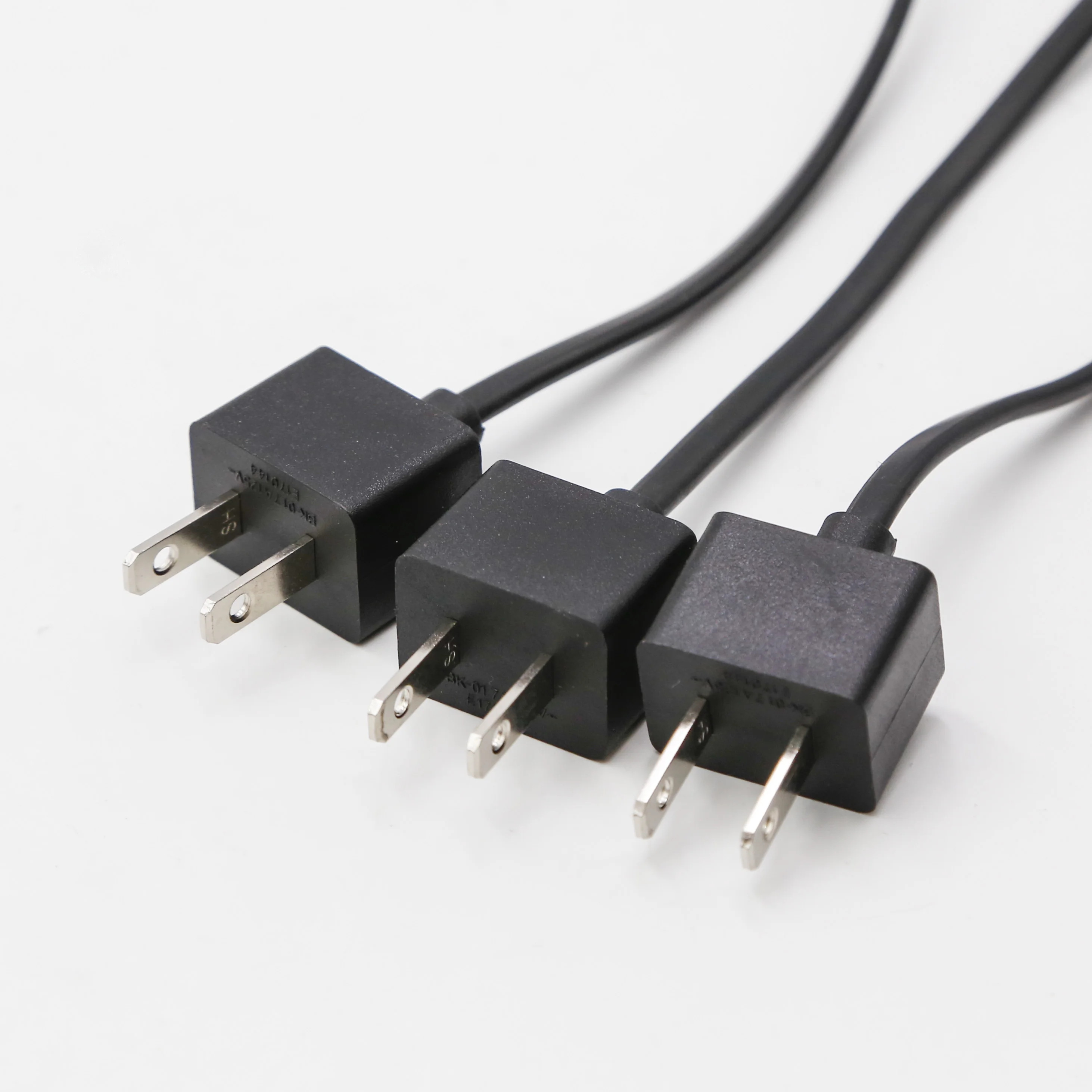 
PC/PDU C20 to C13 - 15 Amp - 6 FT /NEMA 5-15 to C13 Splitter Power Cord - 10 Amp - 10 FT 