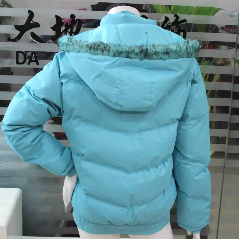 2021 Wholesale Ladies Bubble Coat Cotton Down Fabric Puffy Winter Jacket Women Ladies Winter Trench Coat Cropped Puffer