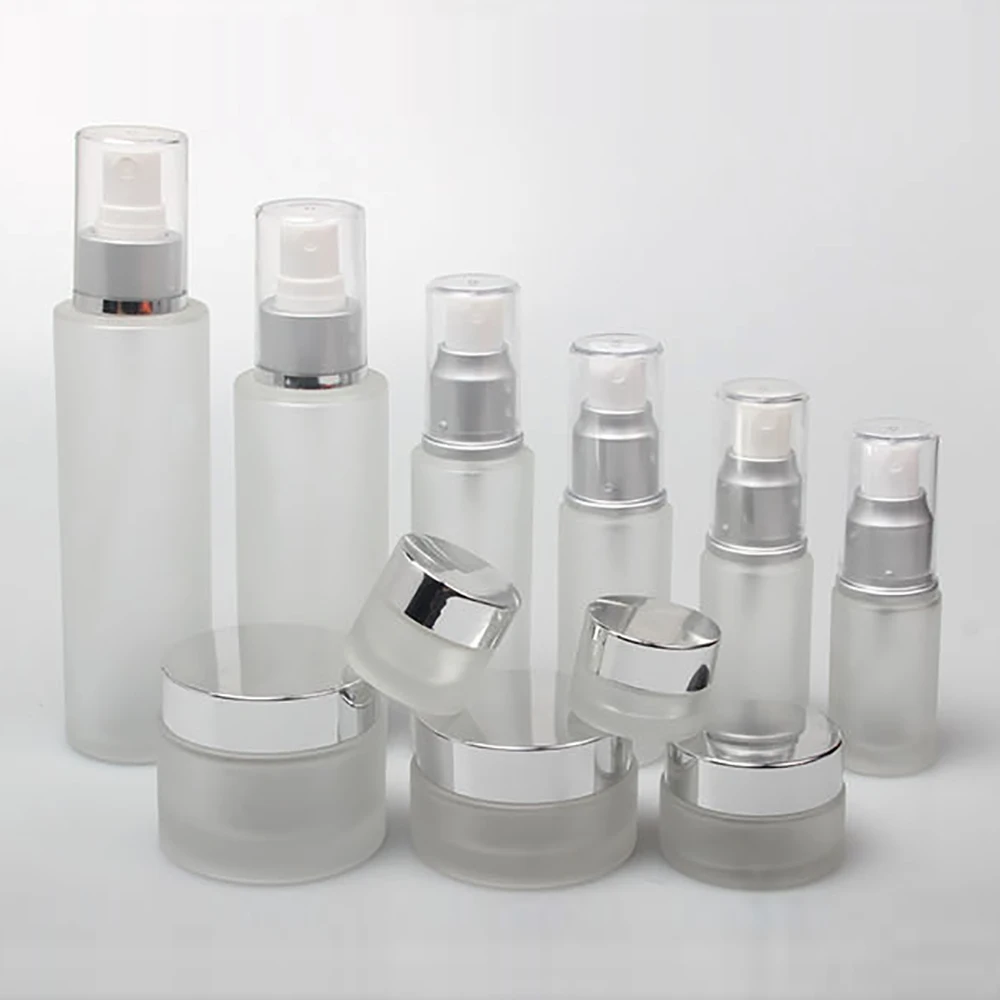 Wholesale frosted cosmetics containers and packaging 5g 10g 20g 30g 50g cosmetic glass jar with silver lid