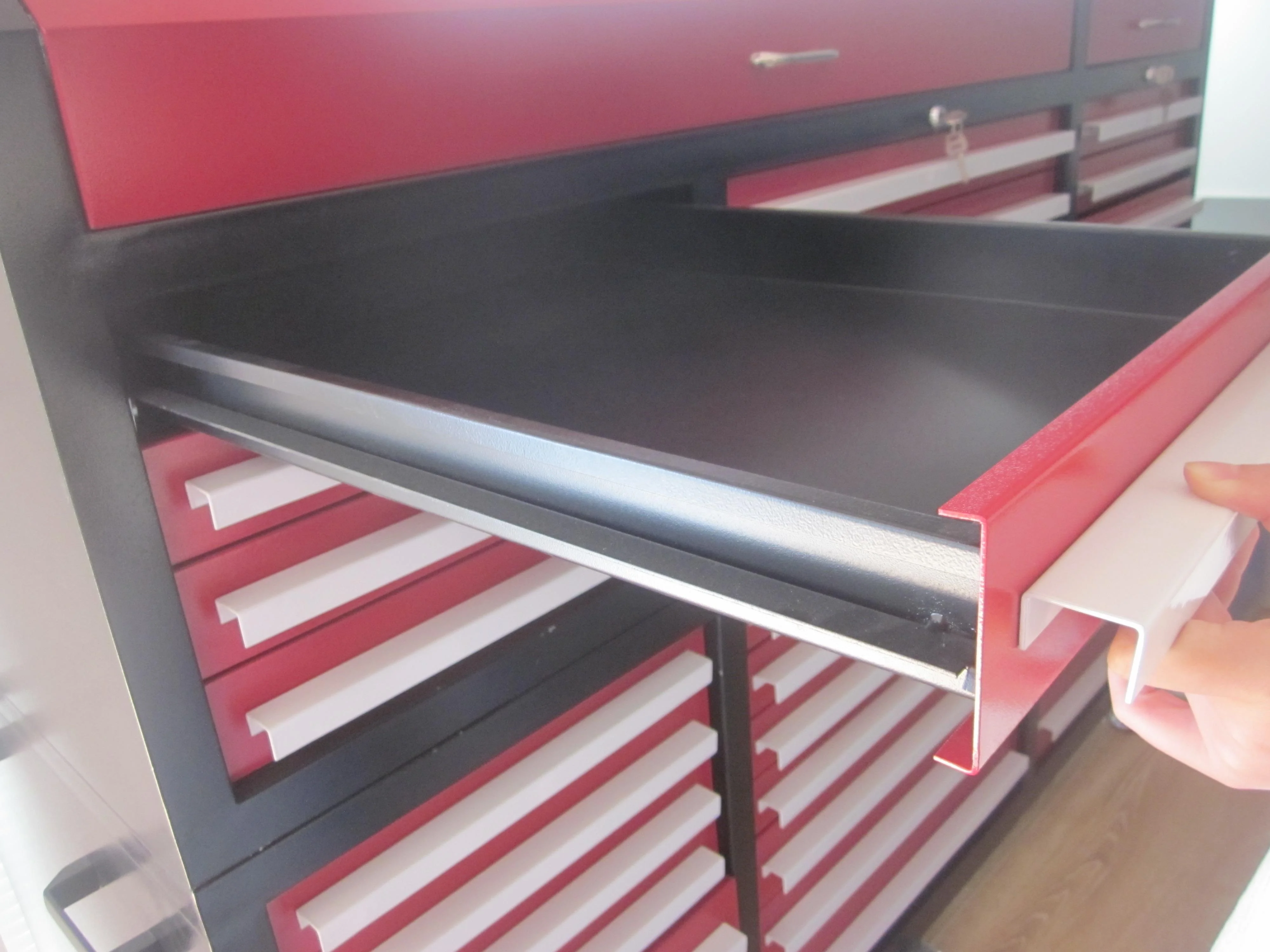 72 Inch Tool Cabinet With Drawers and Doors Used in Workshop Stainless Teel Structure for General Use