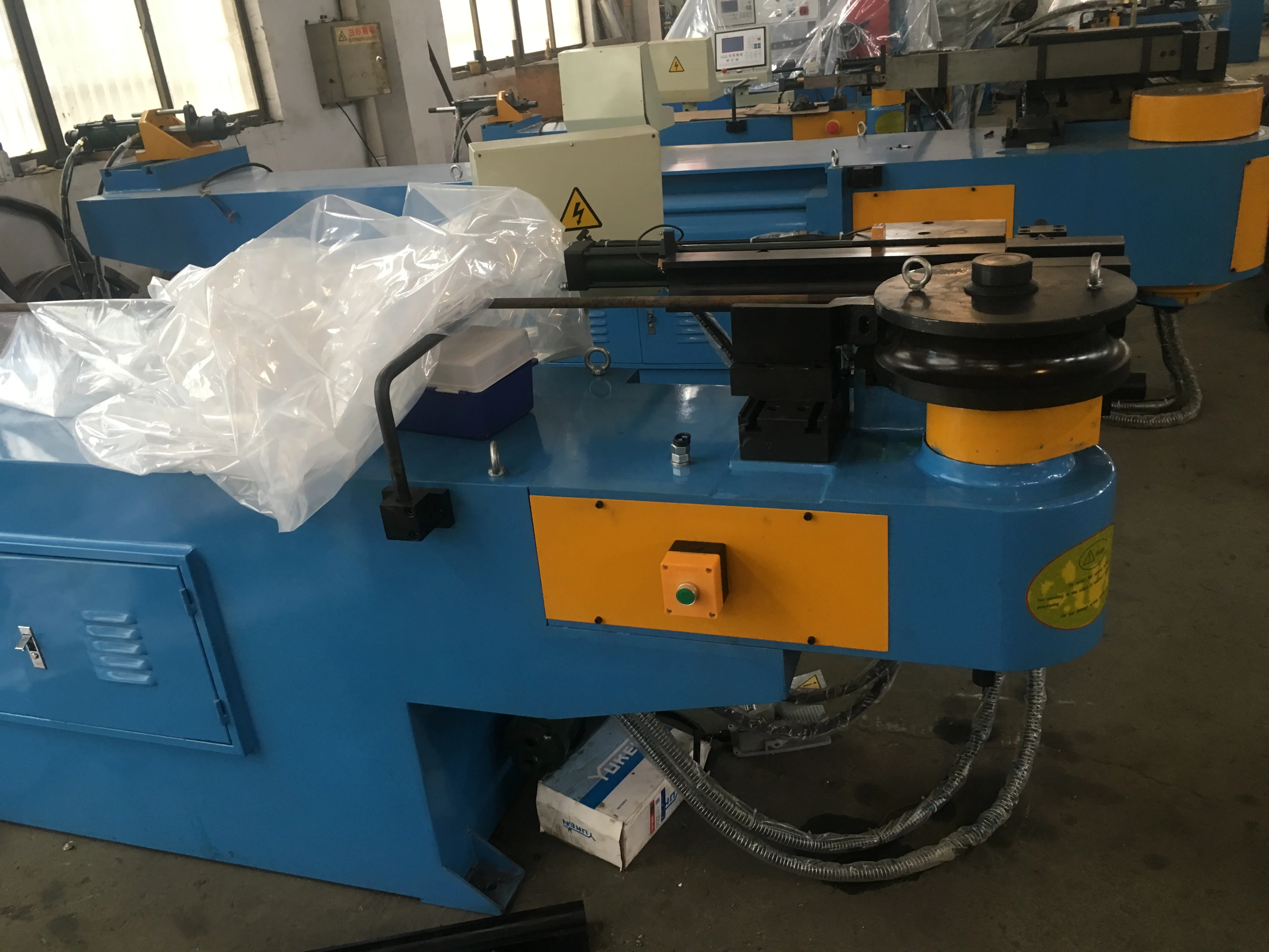 
New design manderl tube bending machine made in China DW38NC 