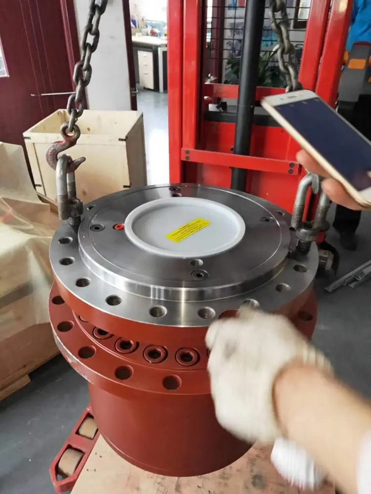 High strength and toughness damping spring