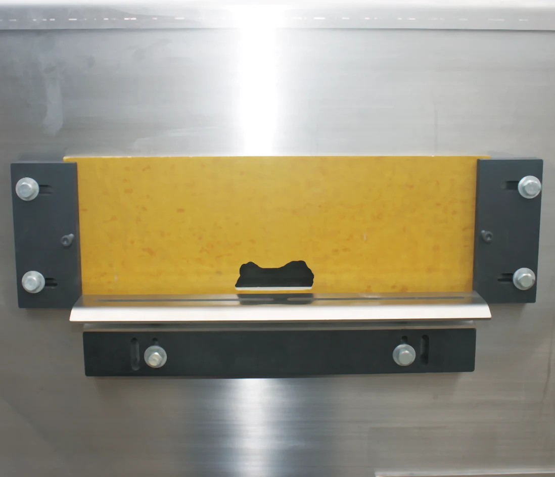 Furniture molding wood frame vacuum coater