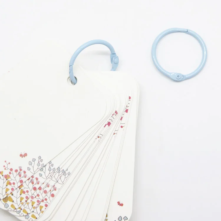 Металлическое цветное круглое кольцо для связывания книг и карт