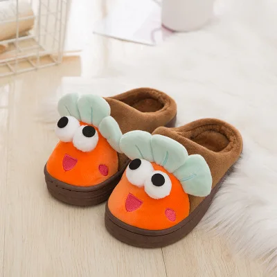 Зимние новые милые Мультяшные теплые детские хлопковые тапочки для дома