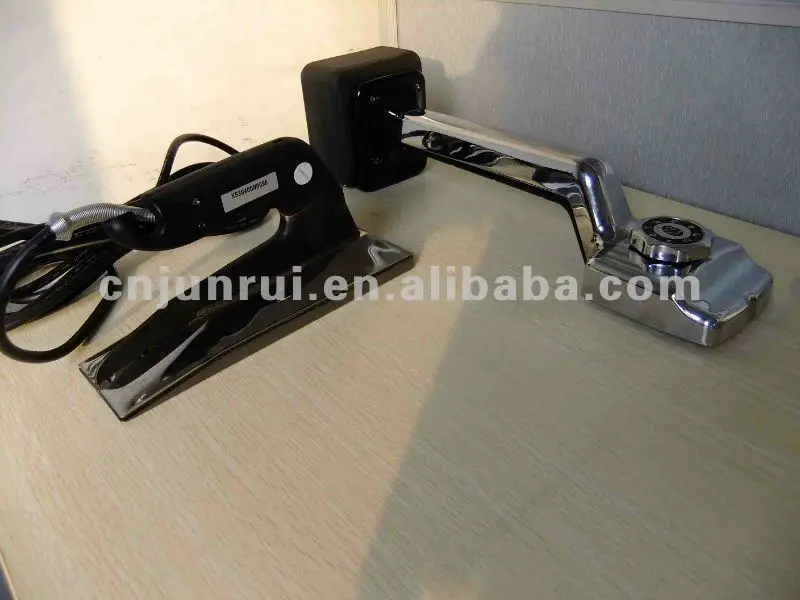 carpet tools (carpet kicker & iron)