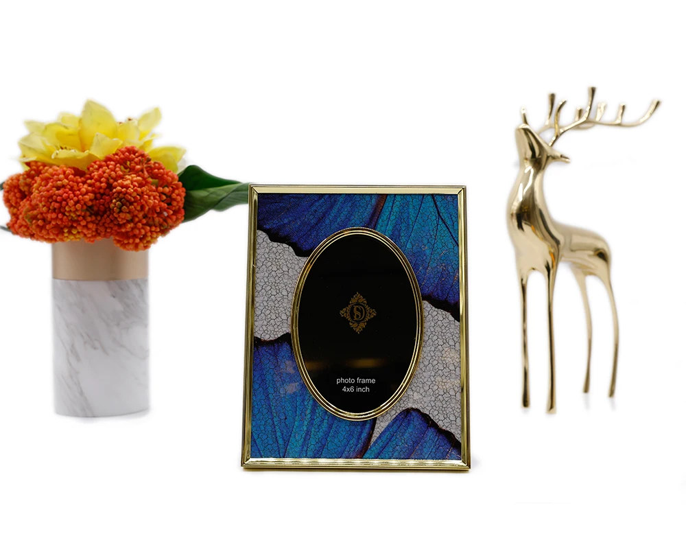 Европейский нео-классическая металлическая стеклянная рамка для фото, квадратном каблуке 7 дюймов семь дюймов цифровая фоторамка Дисплей Модель номер Вилла украшение для рабочего стола