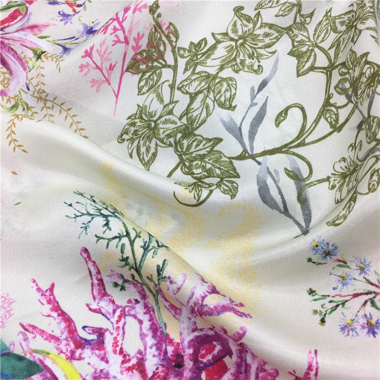Hot Selling High Quality Competitive Price Custom Pattern Digital Printing Silk Satin Georgette Fabric